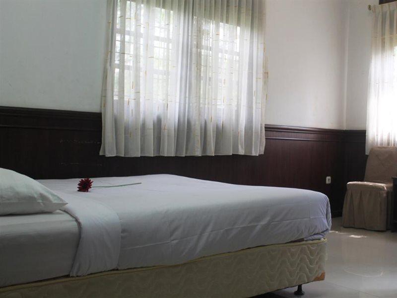 New Green Sentul Resort Bogor Exteriör bild