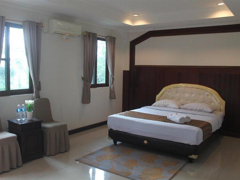 New Green Sentul Resort Bogor Exteriör bild