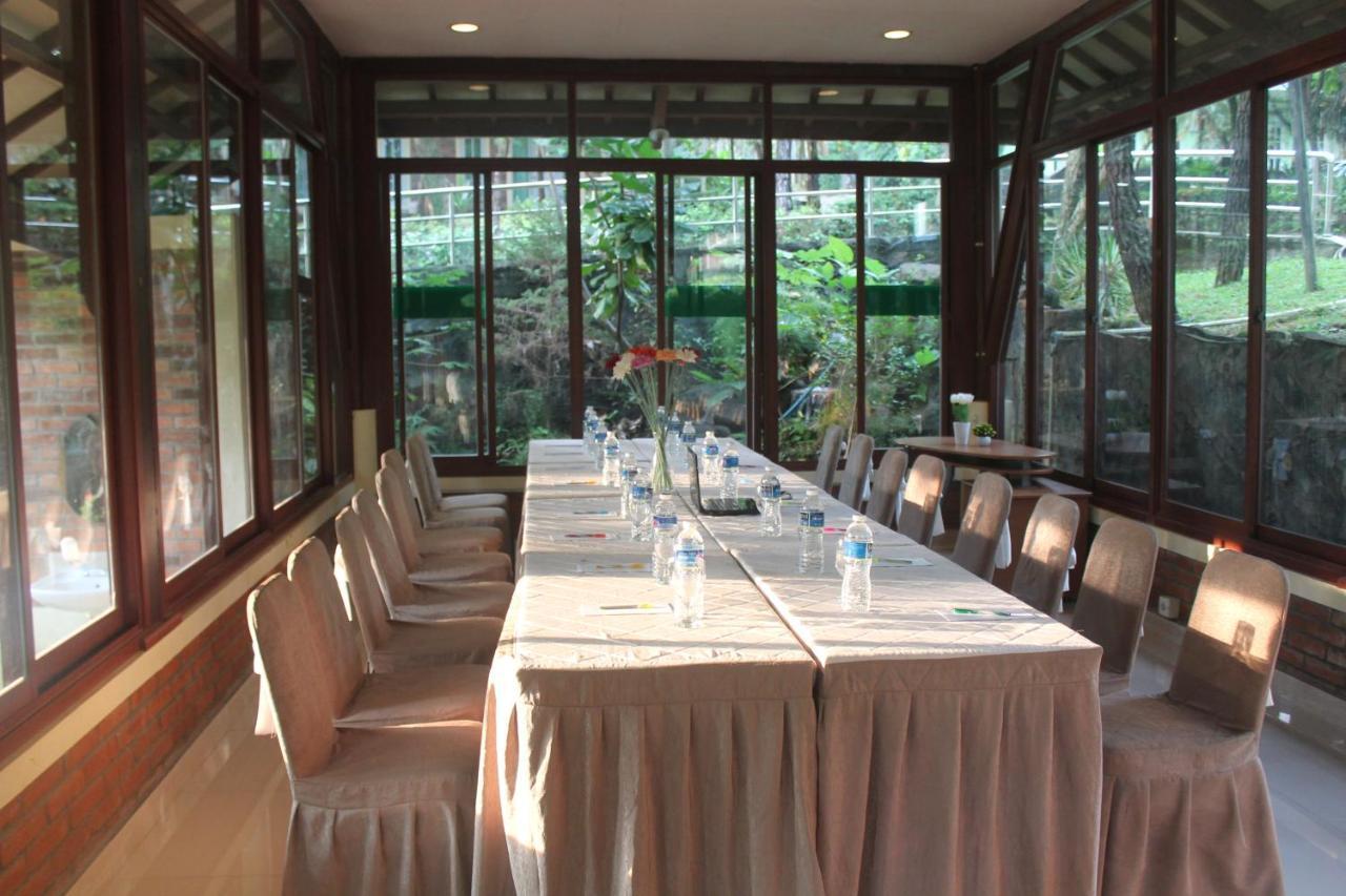 New Green Sentul Resort Bogor Exteriör bild
